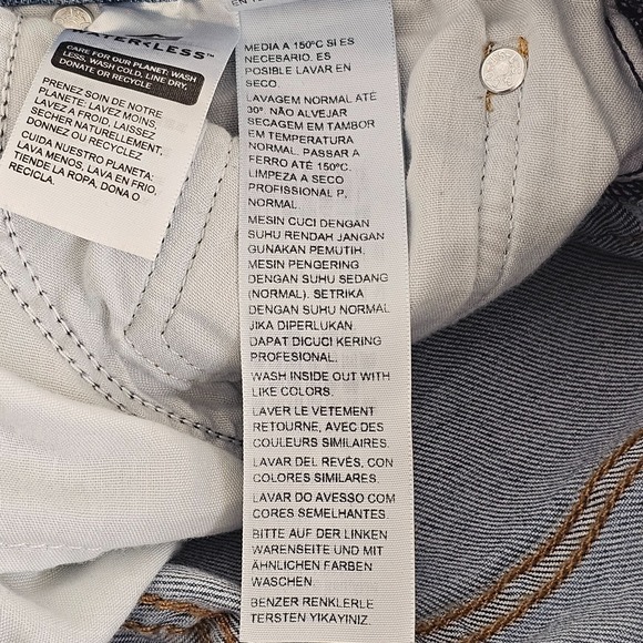 Levi's Wedgie Straight Blue Jeans Distressed Raw Hem Button Fly Women's Sz 27 - Picture 13 of 16